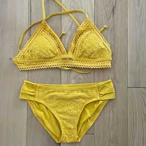 Becca bikini NWOT ☀️ size small
